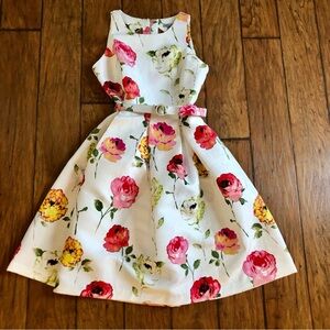 Danny & Nicole sleeveless Barbiecore Floral Dress - Pink, Yellow, Red Roses